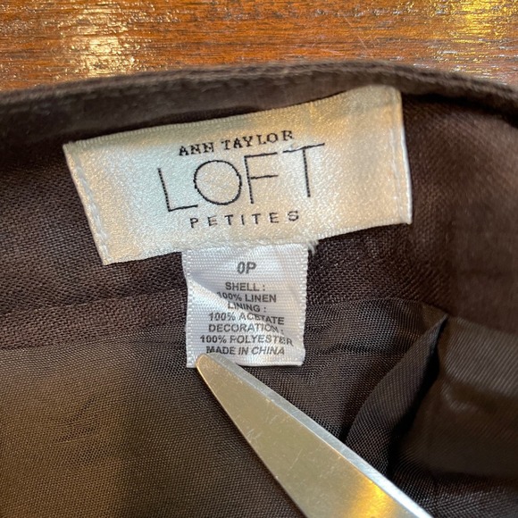 Ann Taylor LOFT Women's Sz 0P Linen Pleated Flare Skirt Chevron Embroidered - Picture 10 of 10